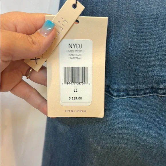 NWT NYDJ Sheri Slim Straight Leg Jeans